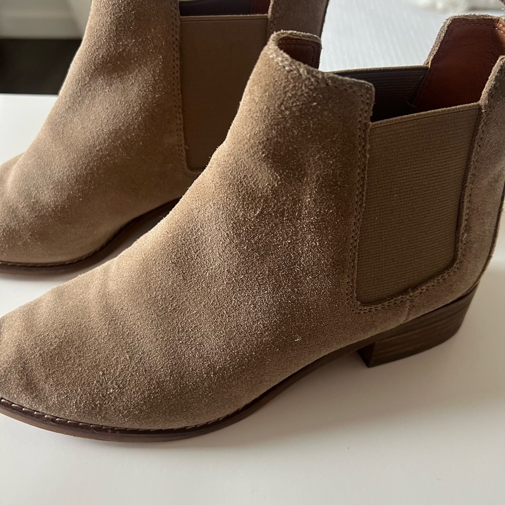 Lucky Brand Tan Ankle Booties with Elastic Panels
